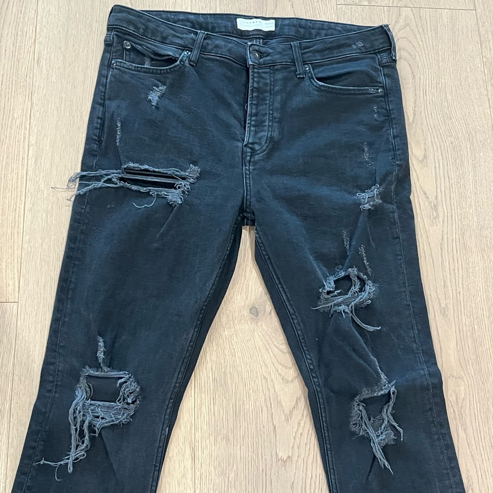 Topman Ripped Stretch Skinny Jeans - Picture 3 of 8